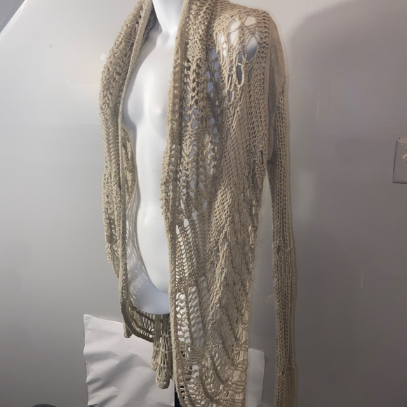 Crochet knitted sweater - Picture 6 of 17